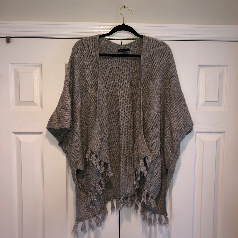 AMERICAN EAGLE poncho style grey stitched sweater